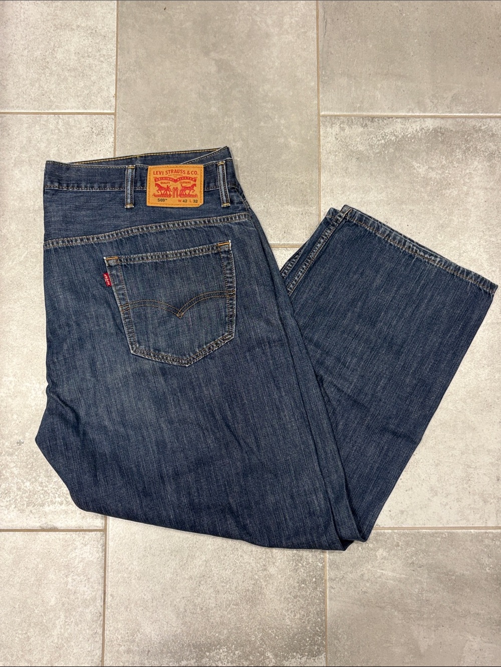 Levi's 569 Men's Indigo Blue Relaxed Straight Jeans 42x32